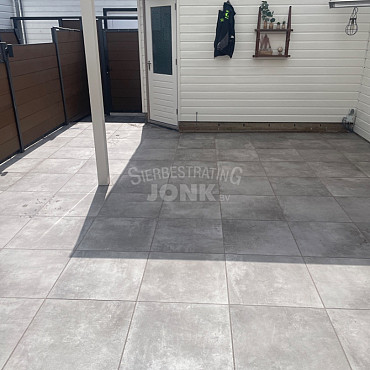 Actietegel keramiek op beton 60x60x4 cm Mystique Taupe